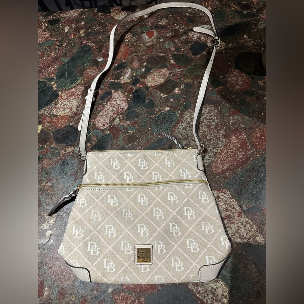 Dooney & Bourke Crossbody Bag NWOT